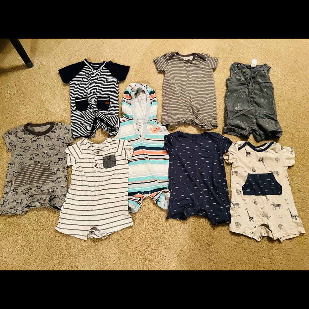 Bundle of boys rompers 6-9 months